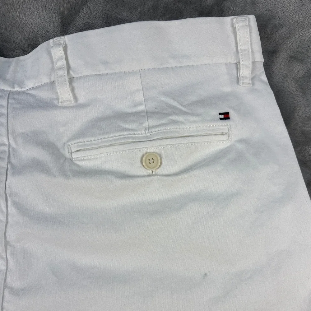 Tommy Hilfiger Shorts Mens 36 Chino White Solid Classic EUC